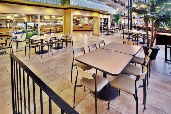 Holiday Inn DES MOINES-AIRPORT/CONF CENTER (Des Moines)
